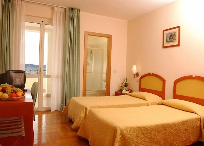 Отель Giardino Dei Principi D'abruzzo